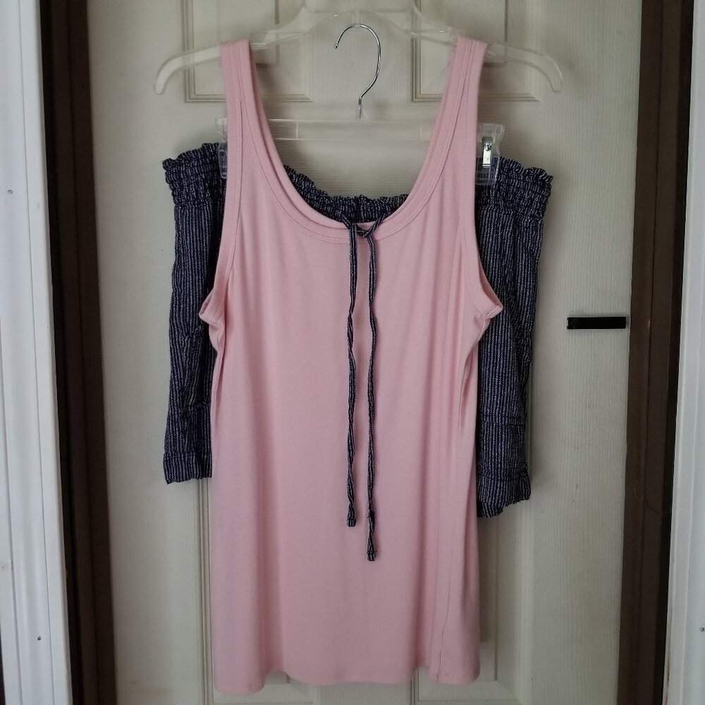 TIME AND TRUE WOMEN'S SHORT & SLEEVELESS TOP SET